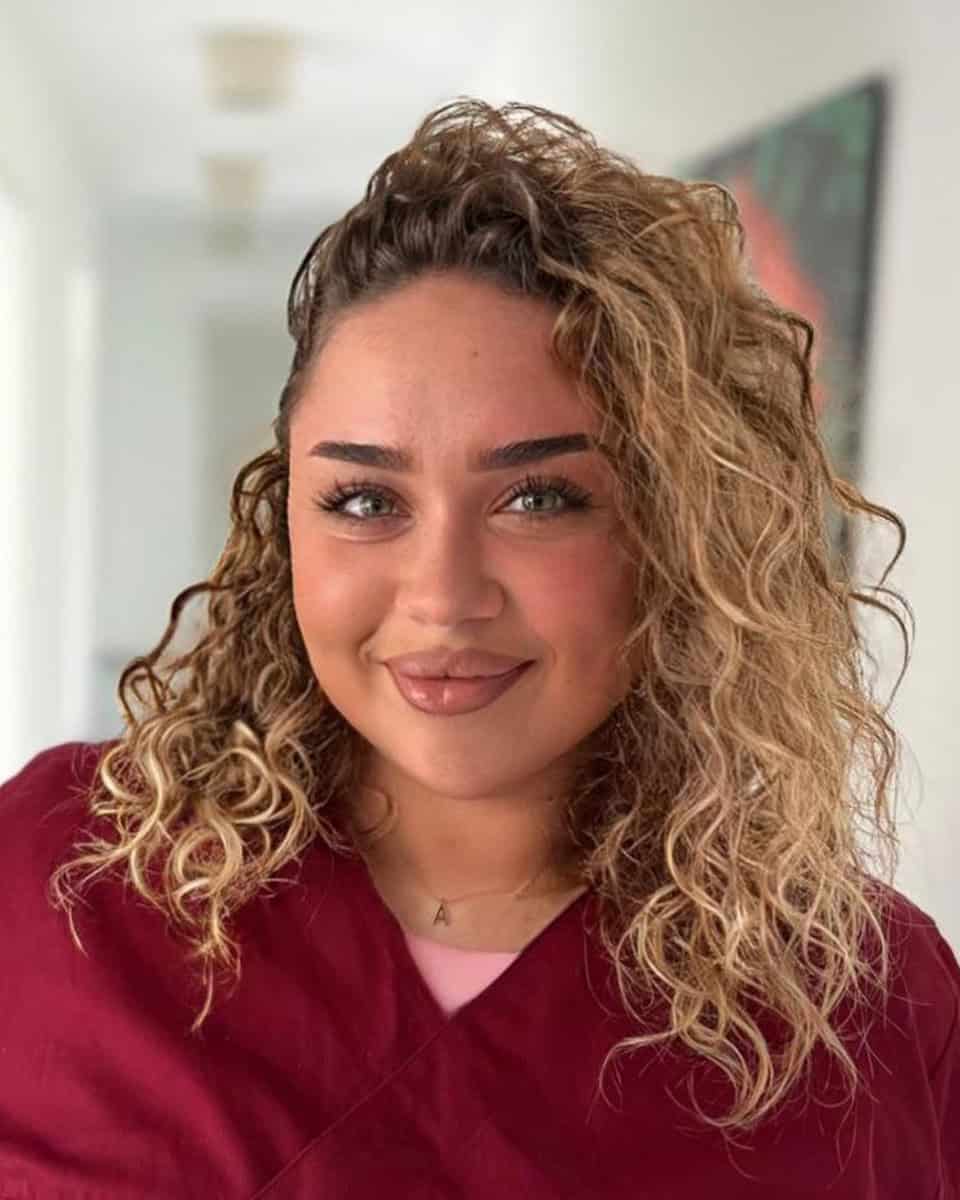 Ana-Iliescu Ana-Iliescu